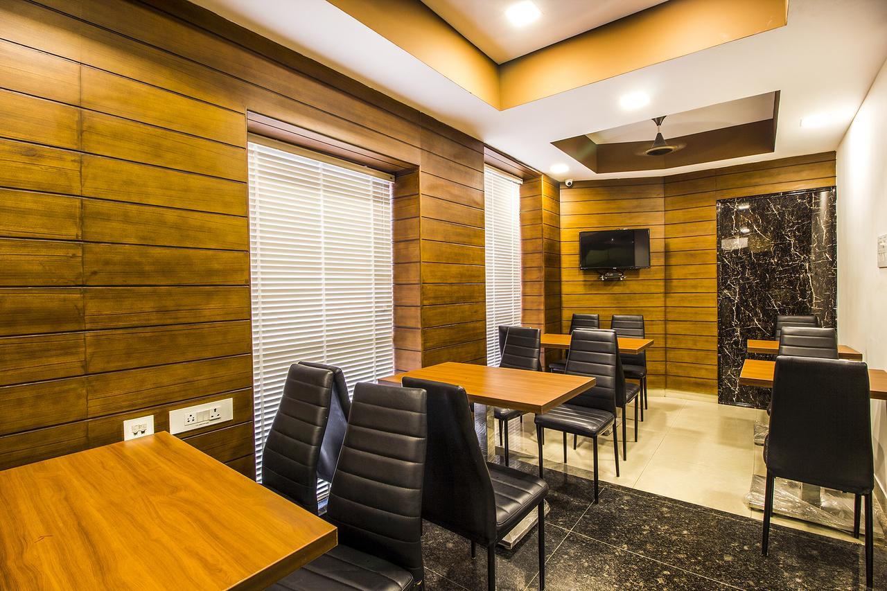 Ksquare Hotel Chennai Extérieur photo