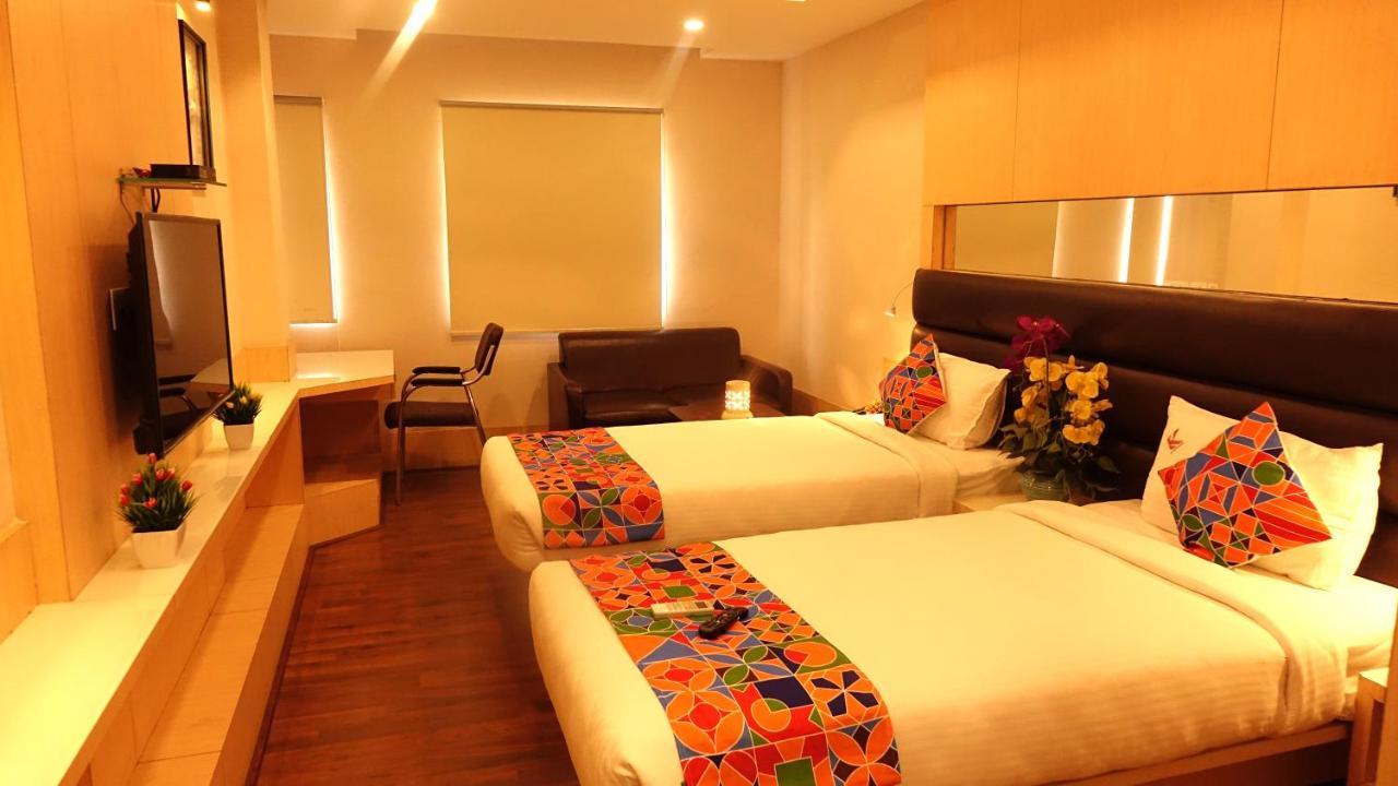 Ksquare Hotel Chennai Extérieur photo