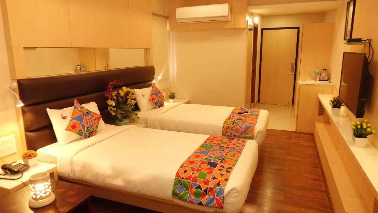 Ksquare Hotel Chennai Extérieur photo