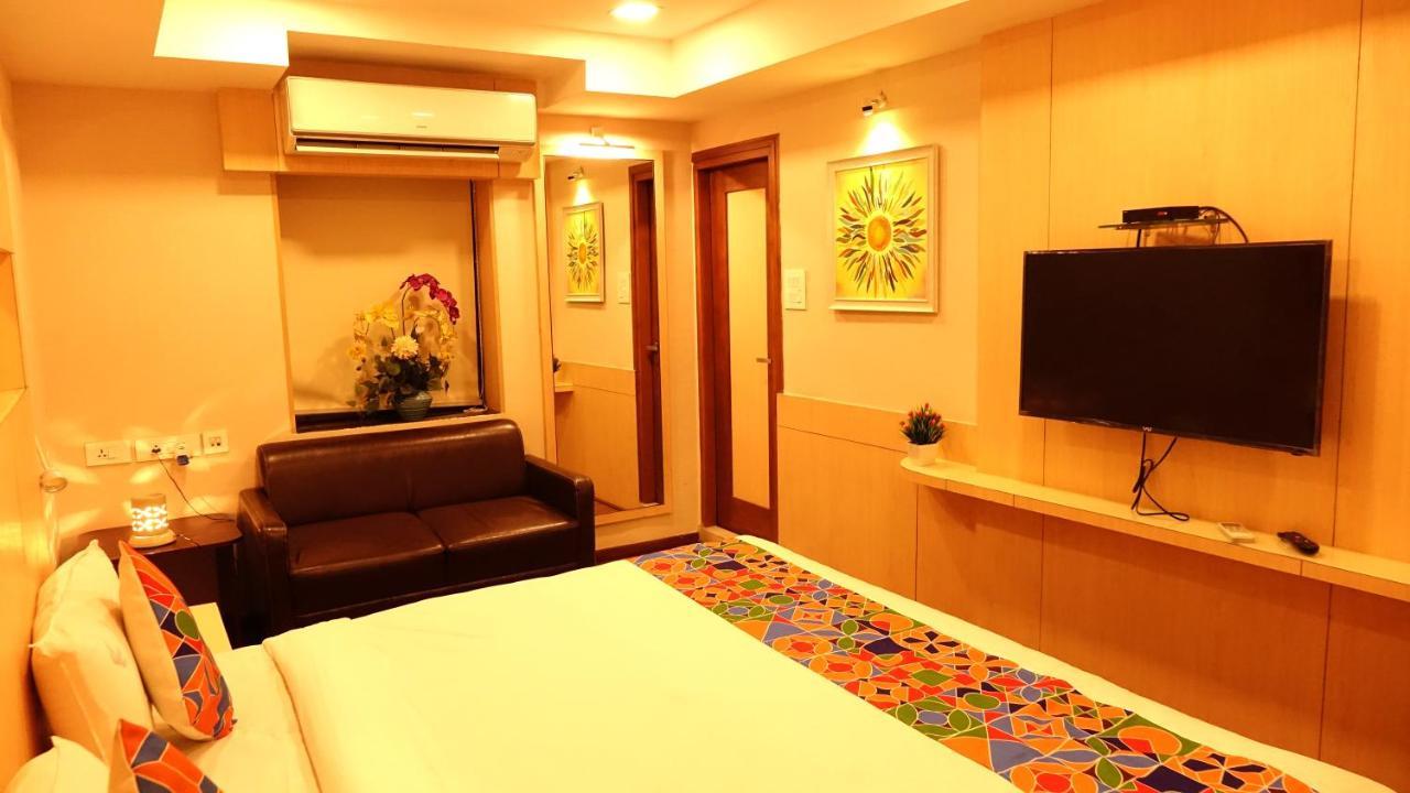 Ksquare Hotel Chennai Extérieur photo
