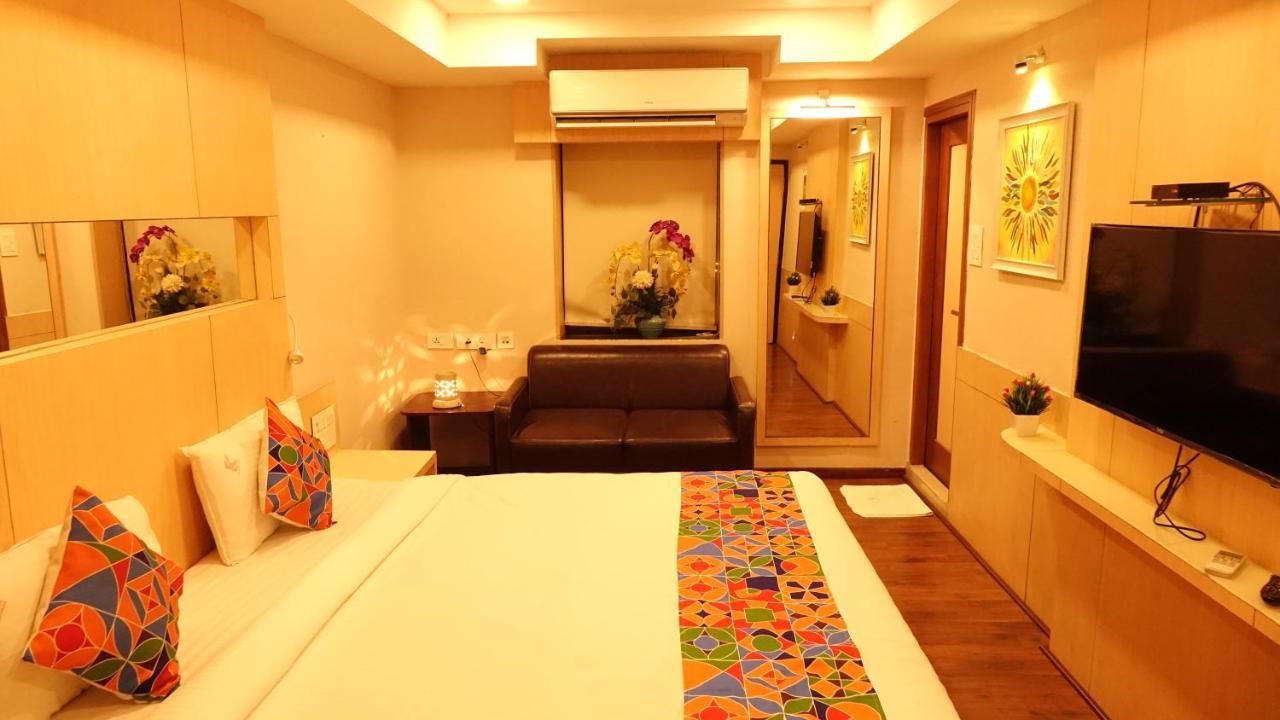 Ksquare Hotel Chennai Extérieur photo