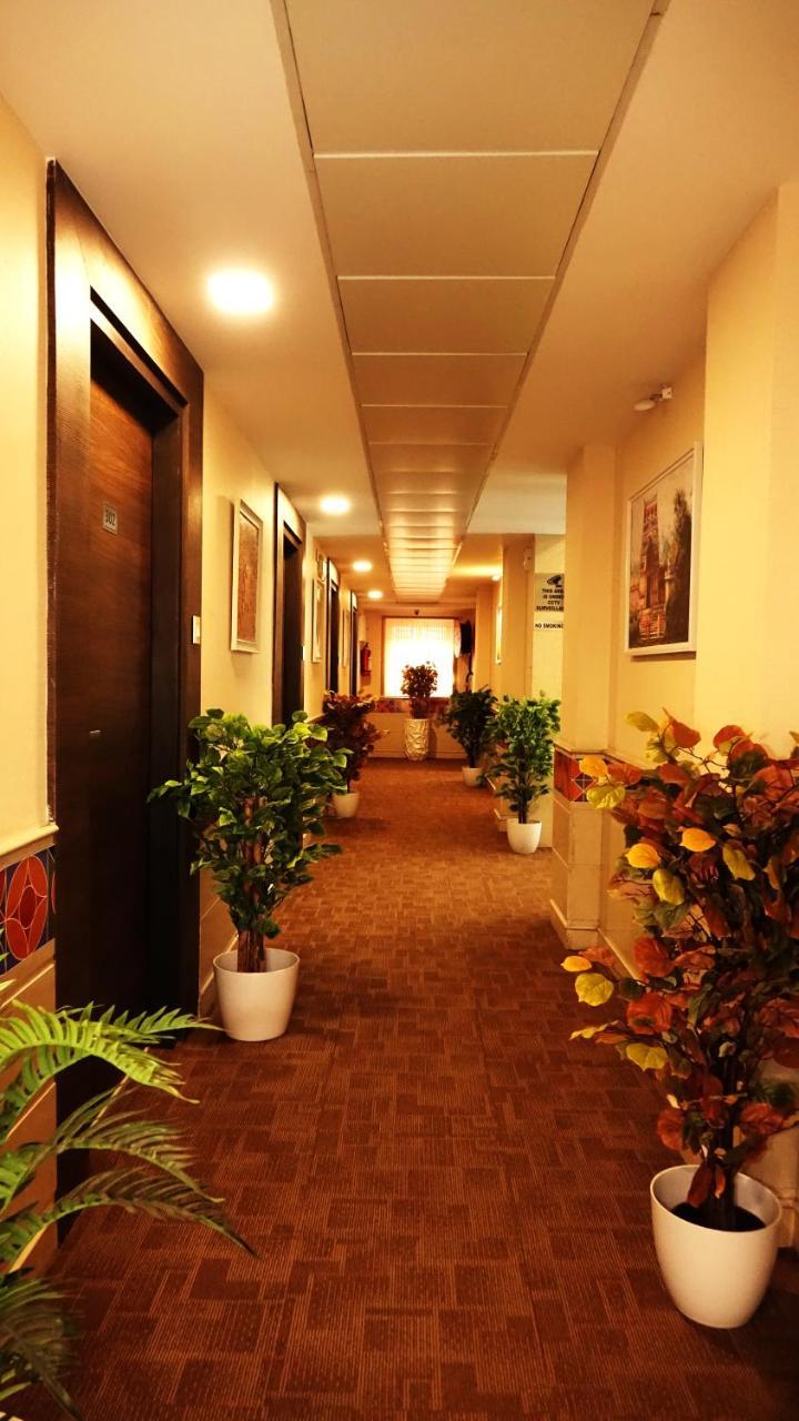 Ksquare Hotel Chennai Extérieur photo